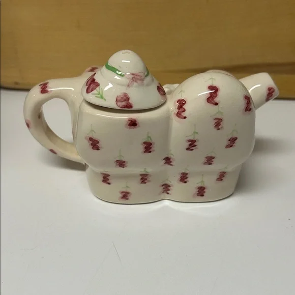 Vintage Cardinal Inc. Tea-Nee Ceramic Cat Teapot - Picture 2 of 2